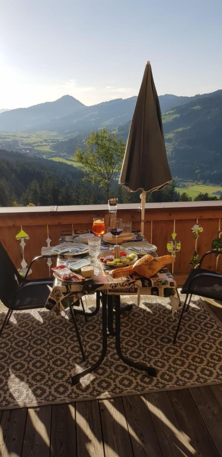 Villa Hahnenkammblick Kitzbühel Esterno foto